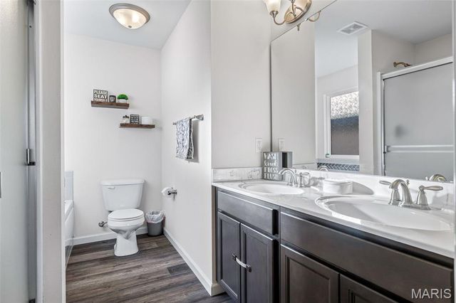 1018 Savanna Place Drive, Festus, MO 63028