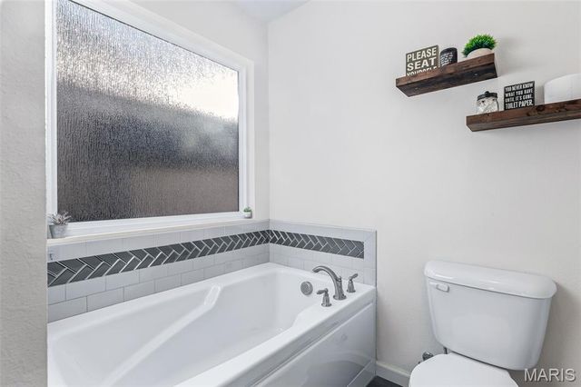 1018 Savanna Place Drive, Festus, MO 63028