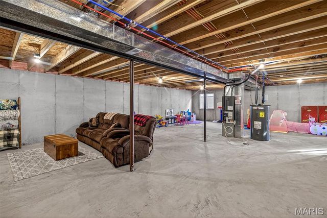 1018 Savanna Place Drive, Festus, MO 63028