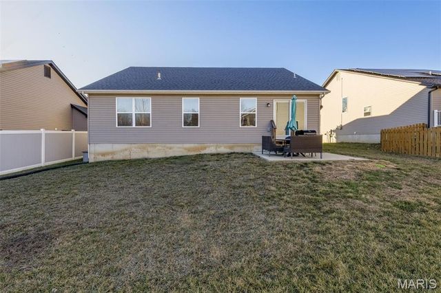 1018 Savanna Place Drive, Festus, MO 63028