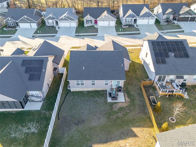 1018 Savanna Place Drive, Festus, MO 63028