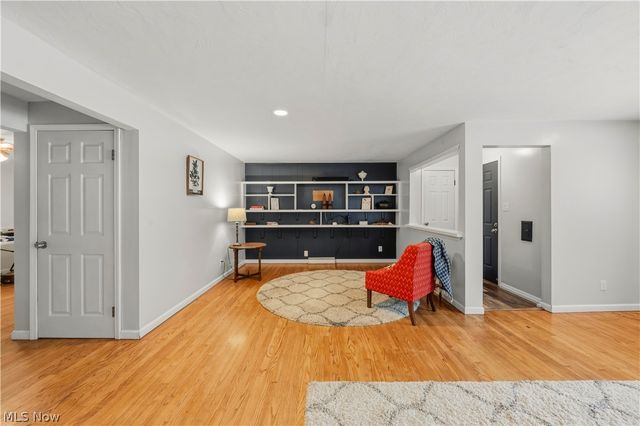 646 Palisades Drive, Akron, OH 44303
