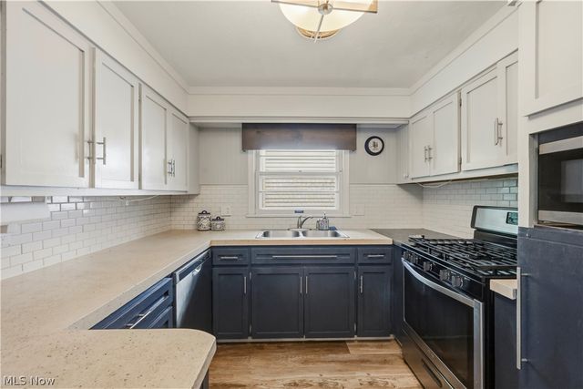646 Palisades Drive, Akron, OH 44303