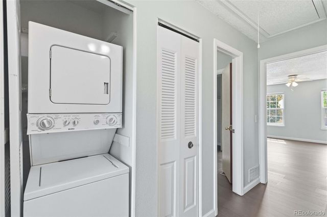 1653 S Blackhawk Way B, Aurora, CO 80012
