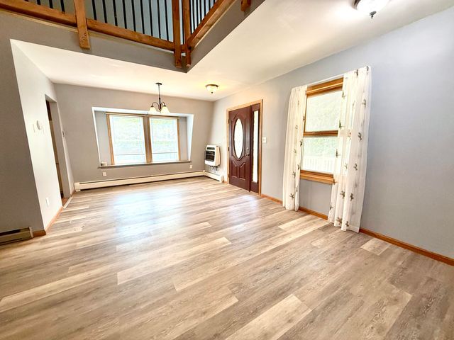 15 Oakdale Drive, Peru, NY 12972