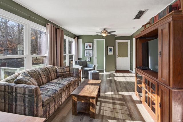 5629 N Stahl Road, Monon, IN 47959