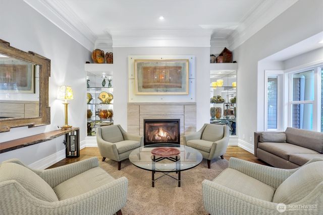 1434 108th Avenue NE, Bellevue, WA 98004