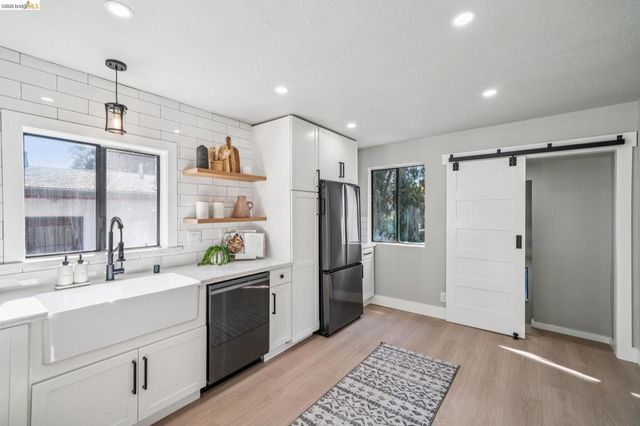 3223 Courtland Ave, Oakland, CA 94619