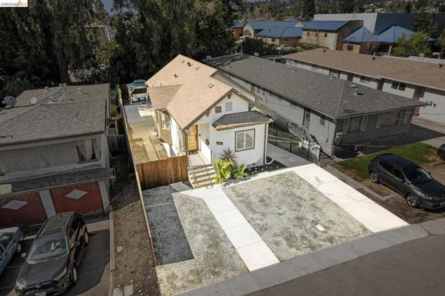 3223 Courtland Ave, Oakland, CA 94619