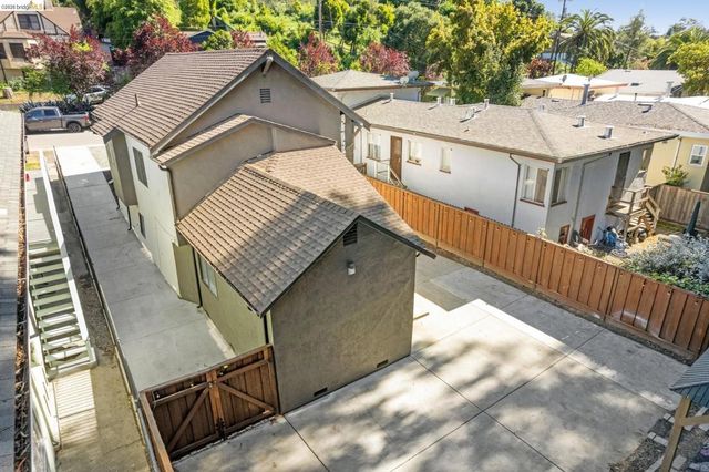 3223 Courtland Ave, Oakland, CA 94619