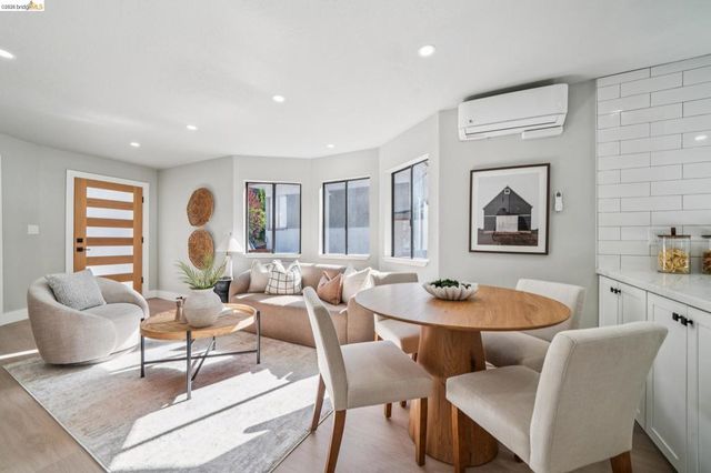 3223 Courtland Ave, Oakland, CA 94619