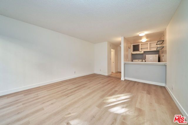 320 S Ardmore Avenue 120, Los Angeles, CA 90020