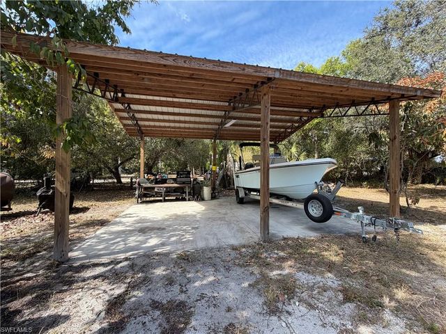 5395 W State Rd 80, Fort Denaud, FL 33935