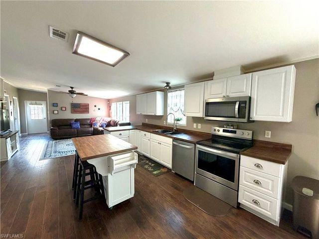 5395 W State Rd 80, Fort Denaud, FL 33935