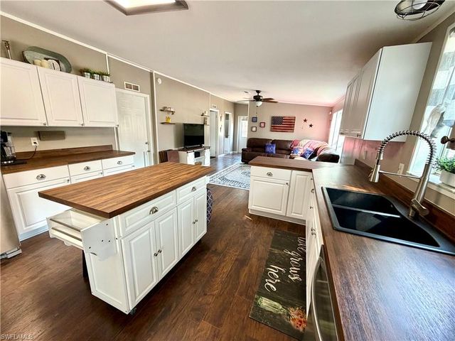 5395 W State Rd 80, Fort Denaud, FL 33935