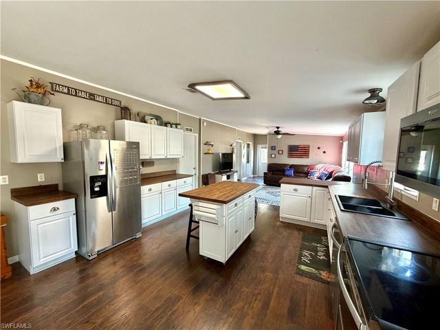 5395 W State Rd 80, Fort Denaud, FL 33935