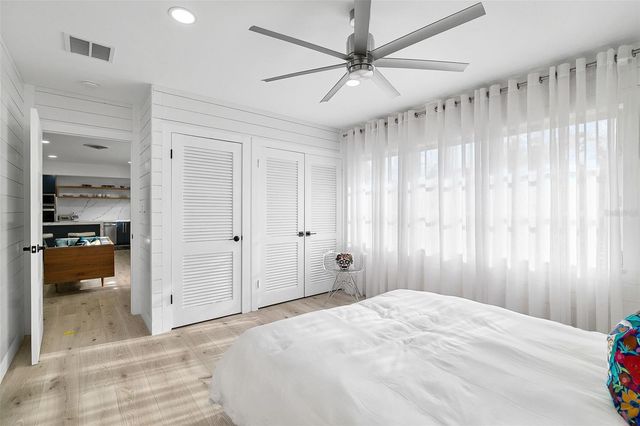 703 WHITFIELD AVENUE, Sarasota, FL 34243
