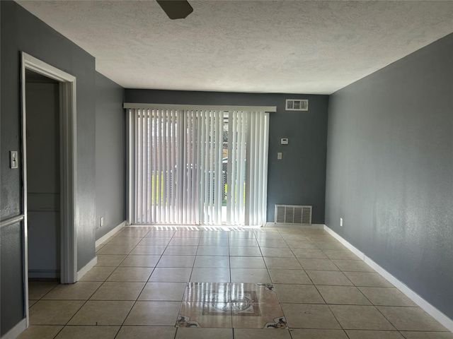 6702 Biggs Court 1, Houston, TX 77061