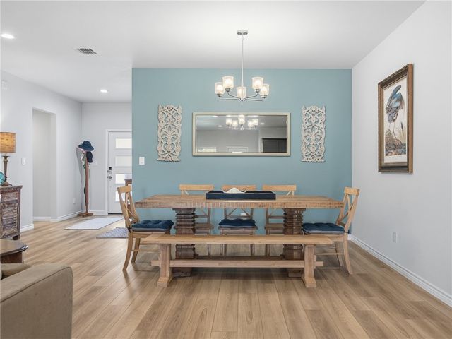 7938 Rancho Vista Blvd E, Corpus Christi, TX 78414