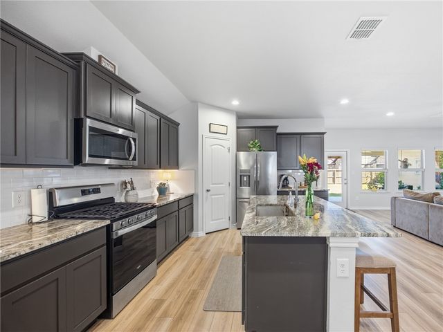 7938 Rancho Vista Blvd E, Corpus Christi, TX 78414