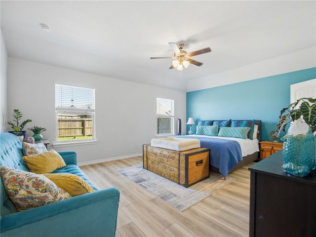 7938 Rancho Vista Blvd E, Corpus Christi, TX 78414