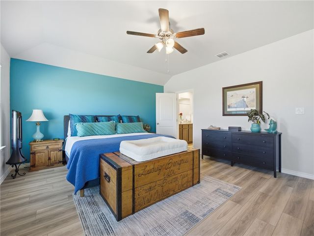 7938 Rancho Vista Blvd E, Corpus Christi, TX 78414