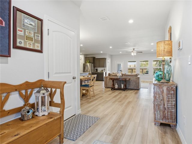 7938 Rancho Vista Blvd E, Corpus Christi, TX 78414