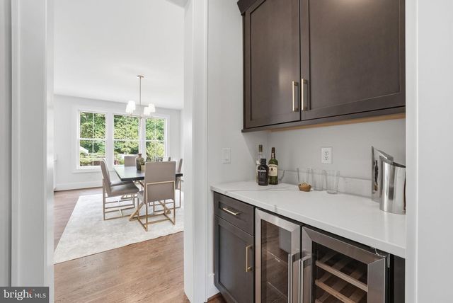 508 MERIDIAN ST, Falls Church, VA 22046