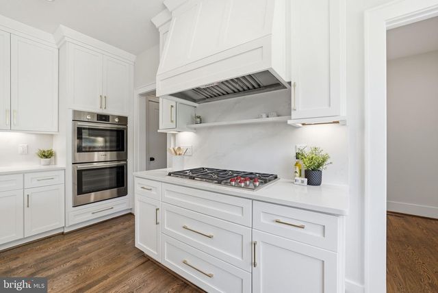 508 MERIDIAN ST, Falls Church, VA 22046