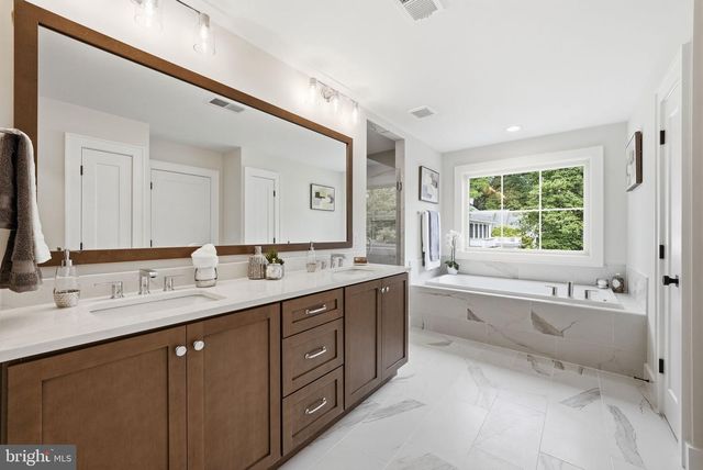 508 MERIDIAN ST, Falls Church, VA 22046