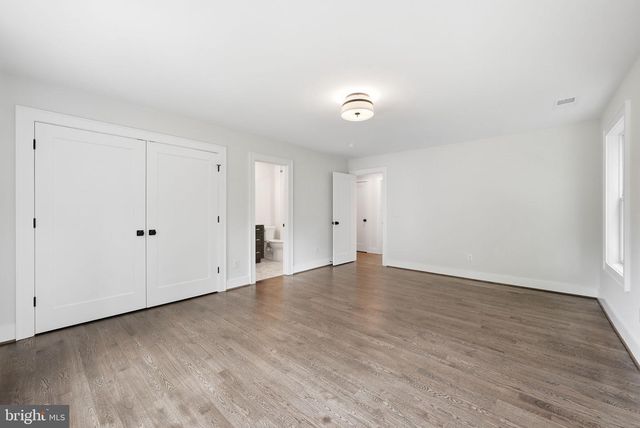 508 MERIDIAN ST, Falls Church, VA 22046