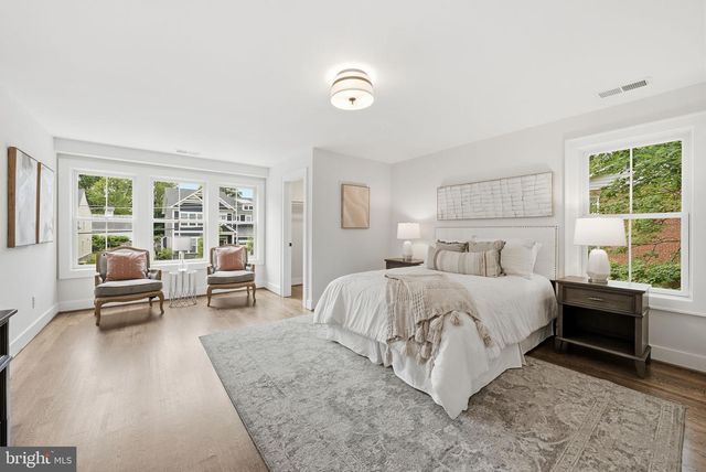 508 MERIDIAN ST, Falls Church, VA 22046