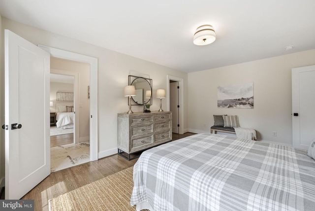 508 MERIDIAN ST, Falls Church, VA 22046