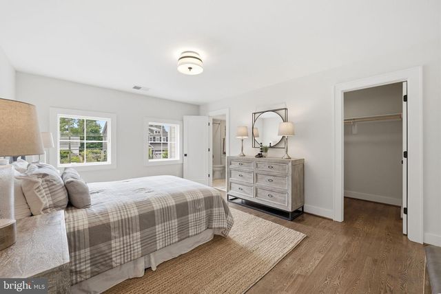 508 MERIDIAN ST, Falls Church, VA 22046