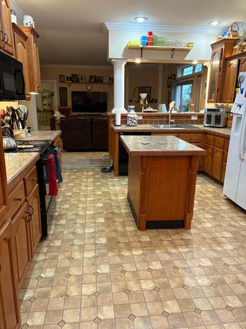 2455 Baker Williams Road, Corinth, KY 41010