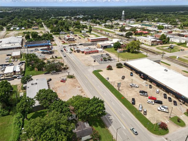 619 10th Street, Hempstead, TX 77445