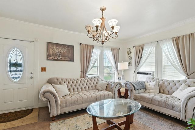 619 10th Street, Hempstead, TX 77445