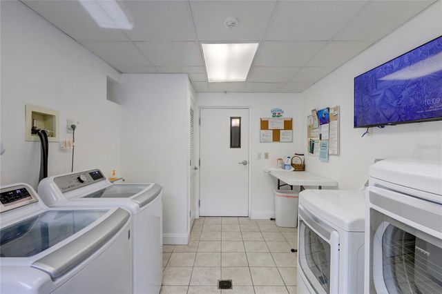 210 5TH AVENUE S 107, St Petersburg, FL 33701