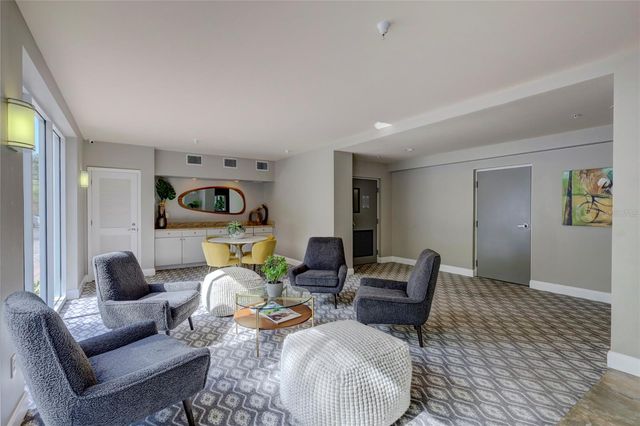 210 5TH AVENUE S 107, St Petersburg, FL 33701