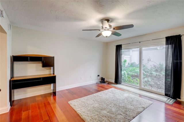 210 5TH AVENUE S 107, St Petersburg, FL 33701