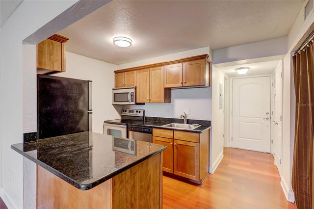 210 5TH AVENUE S 107, St Petersburg, FL 33701