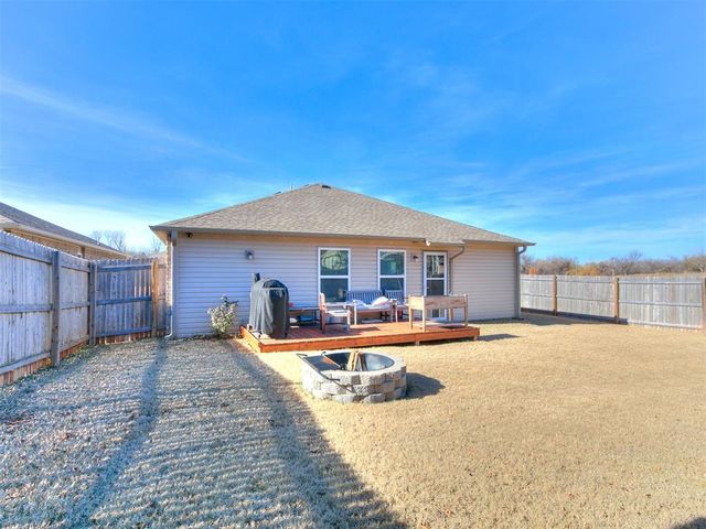 10144 Wimbledon Court, Nichols Hills, OK 73120