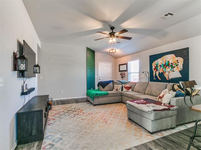 10144 Wimbledon Court, Nichols Hills, OK 73120