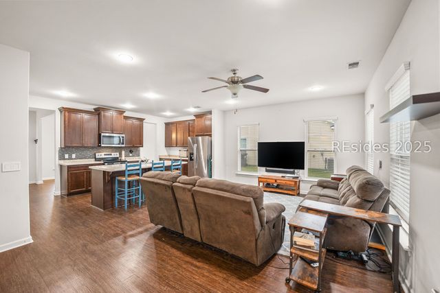 180 Okatie Park Cir E, Ridgeland, SC 29936