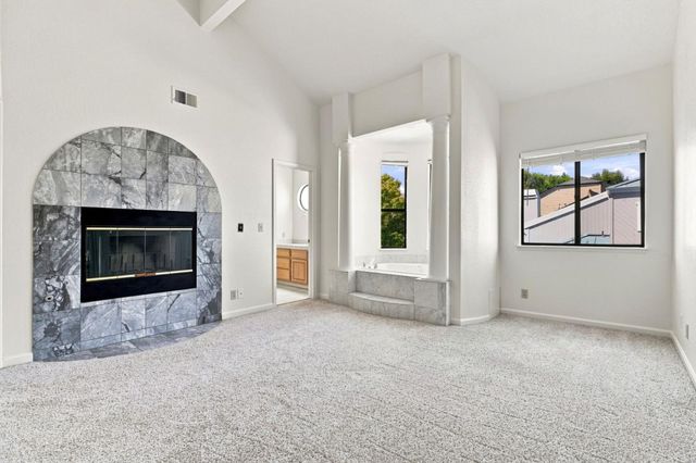 452 W Sunnyoaks Avenue, Campbell, CA 95008