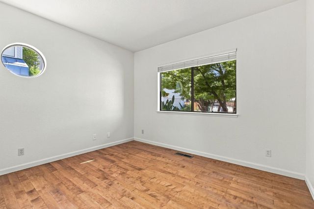452 W Sunnyoaks Avenue, Campbell, CA 95008
