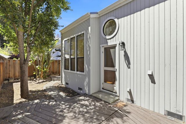 452 W Sunnyoaks Avenue, Campbell, CA 95008