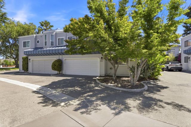 452 W Sunnyoaks Avenue, Campbell, CA 95008