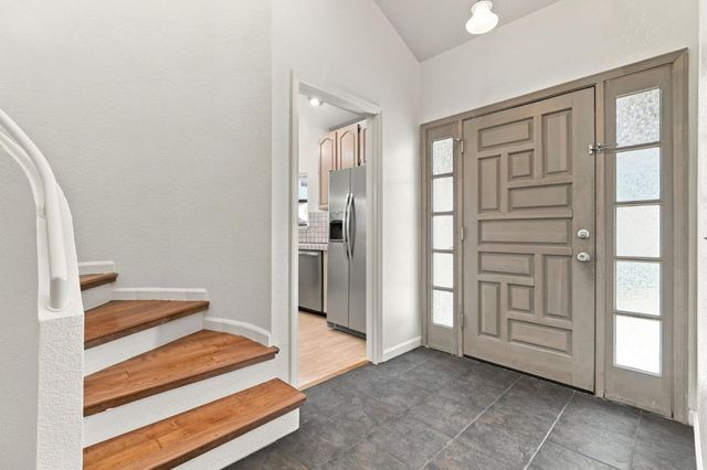 452 W Sunnyoaks Avenue, Campbell, CA 95008