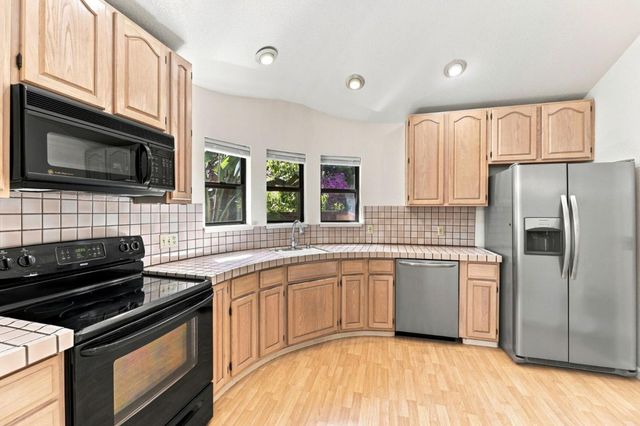 452 W Sunnyoaks Avenue, Campbell, CA 95008